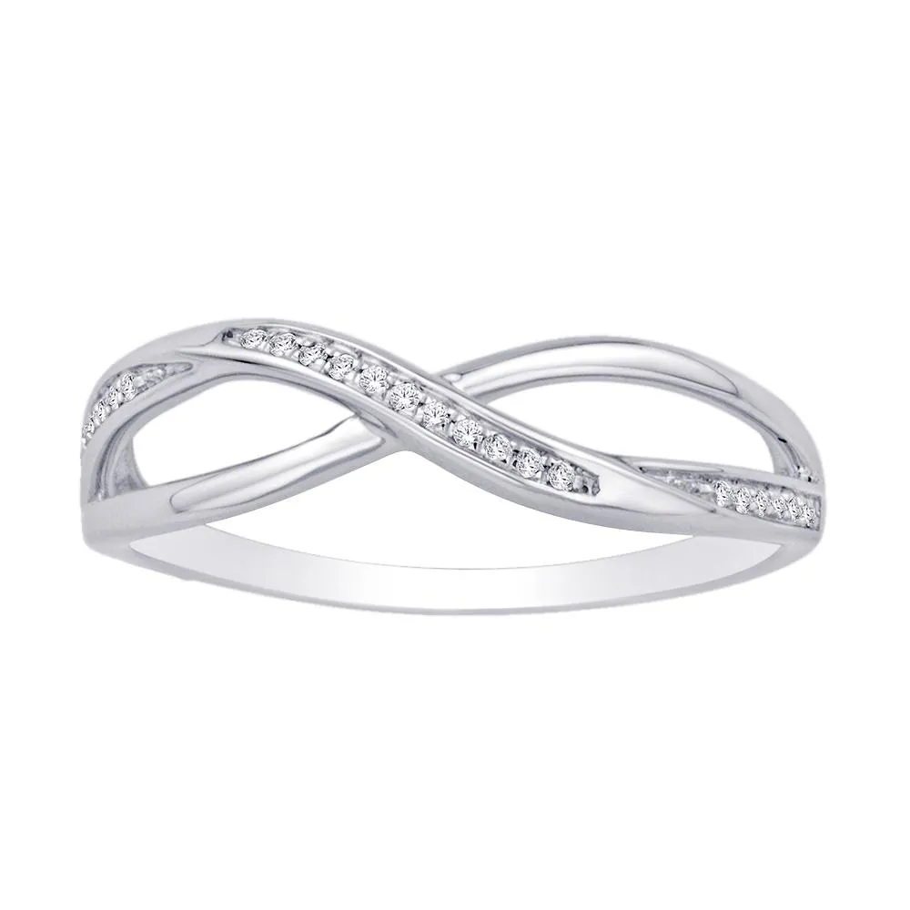 10K White Gold 1/20 Ct.Tw. Diamond Fashion Ring