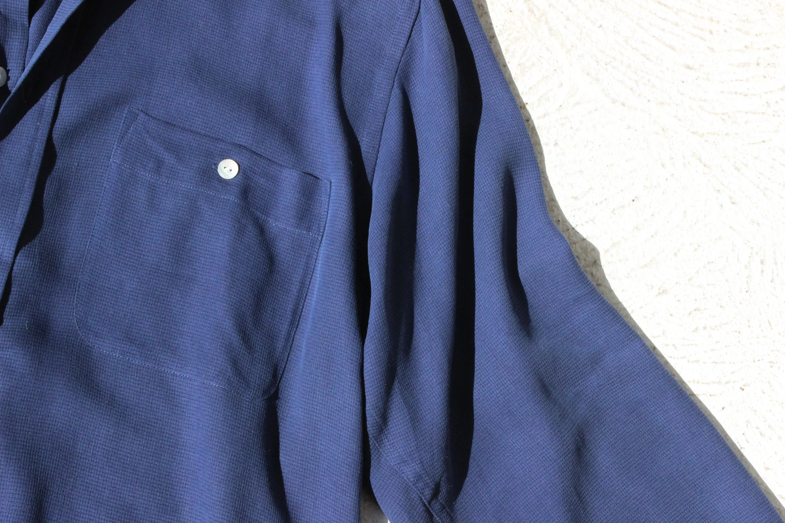 90s Textured Pure Silk Relaxed Shirt in Navy