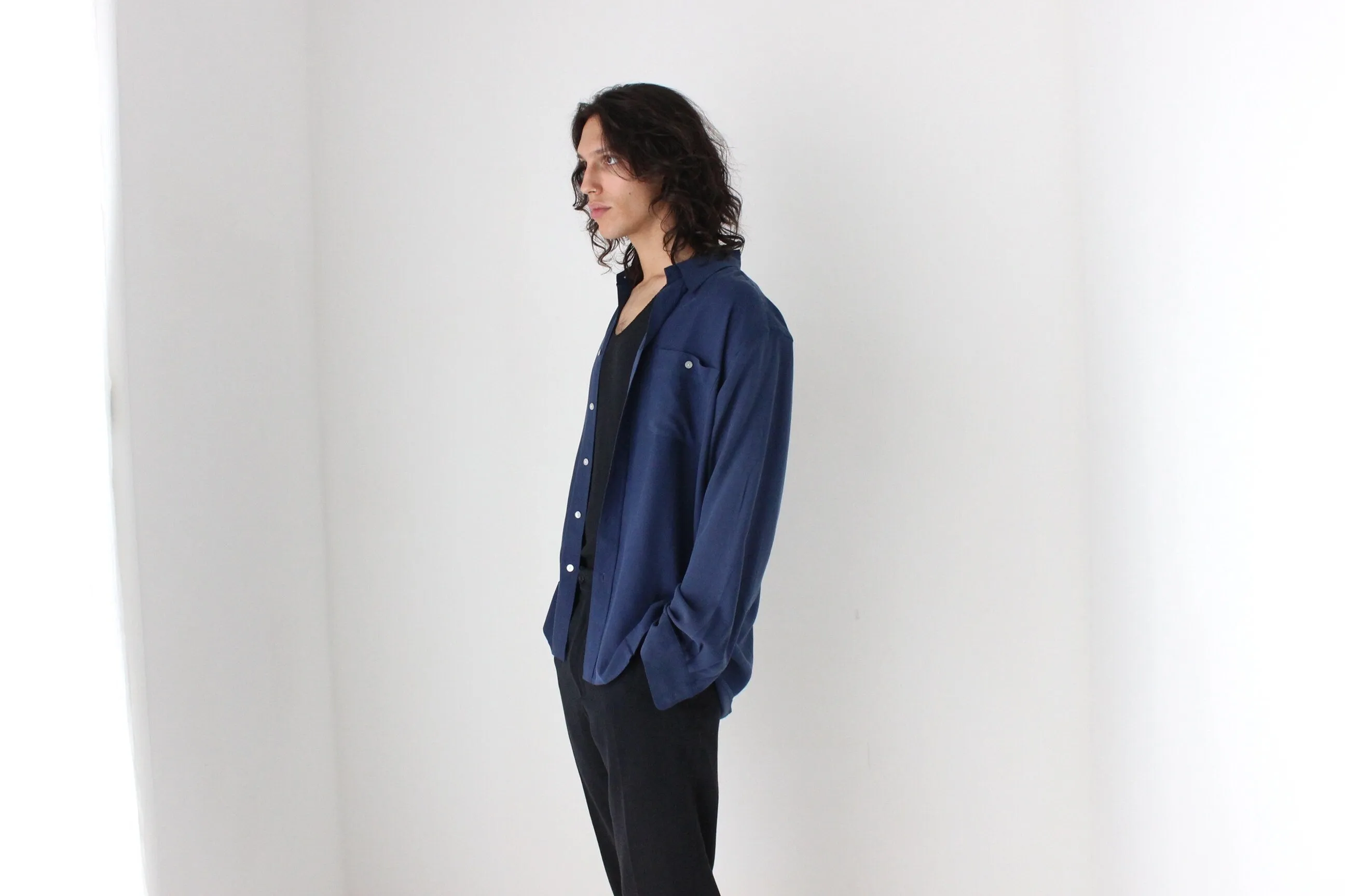 90s Textured Pure Silk Relaxed Shirt in Navy