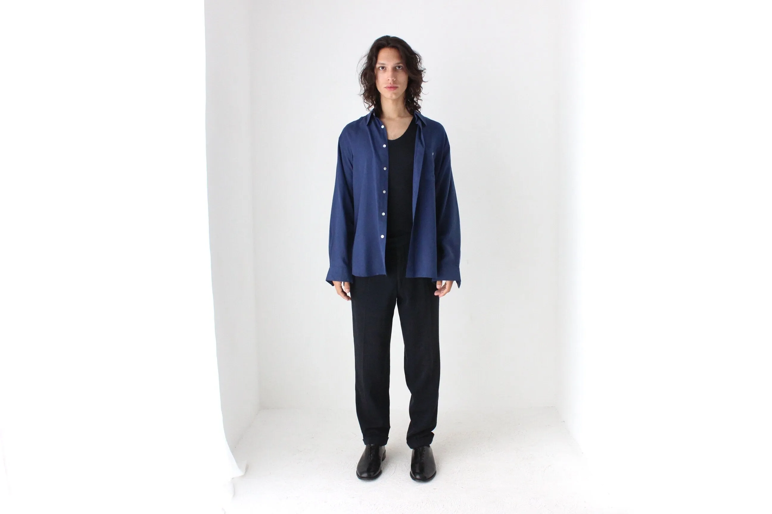 90s Textured Pure Silk Relaxed Shirt in Navy
