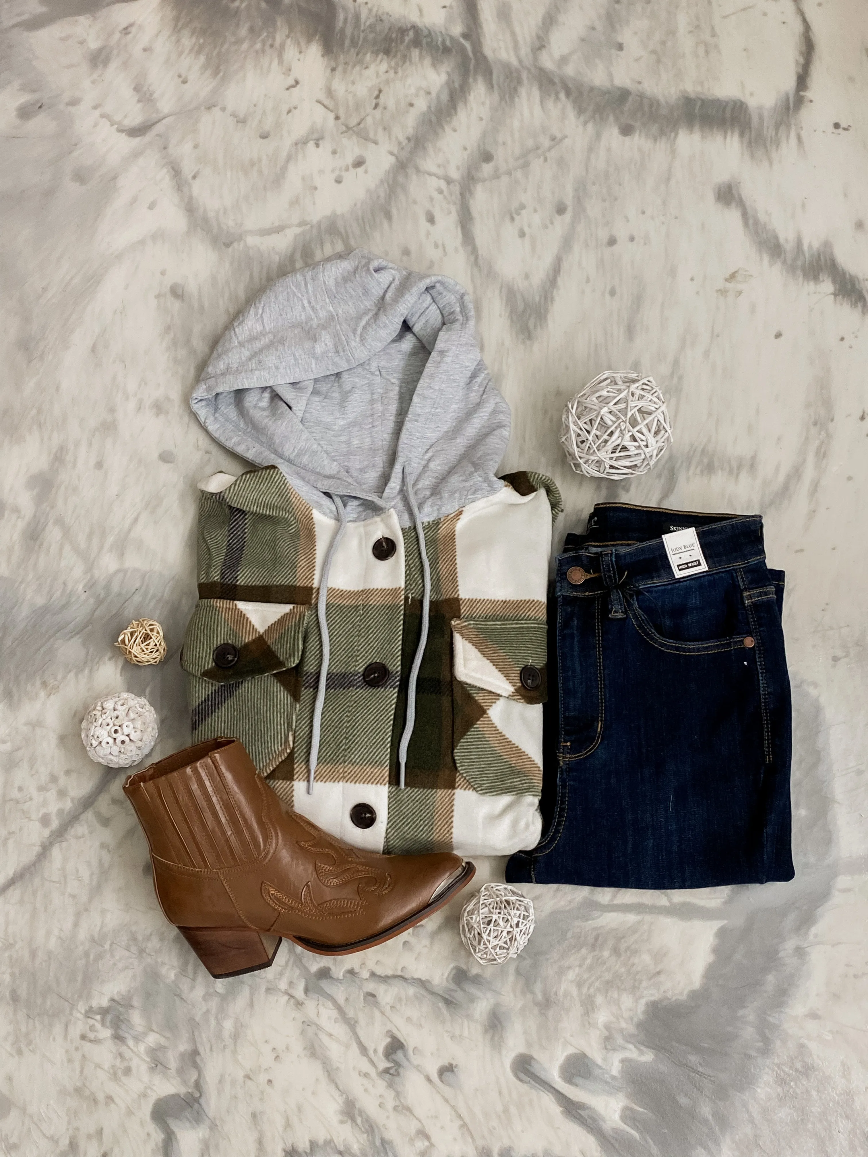 Axe Roe Hooded Shacket Olive
