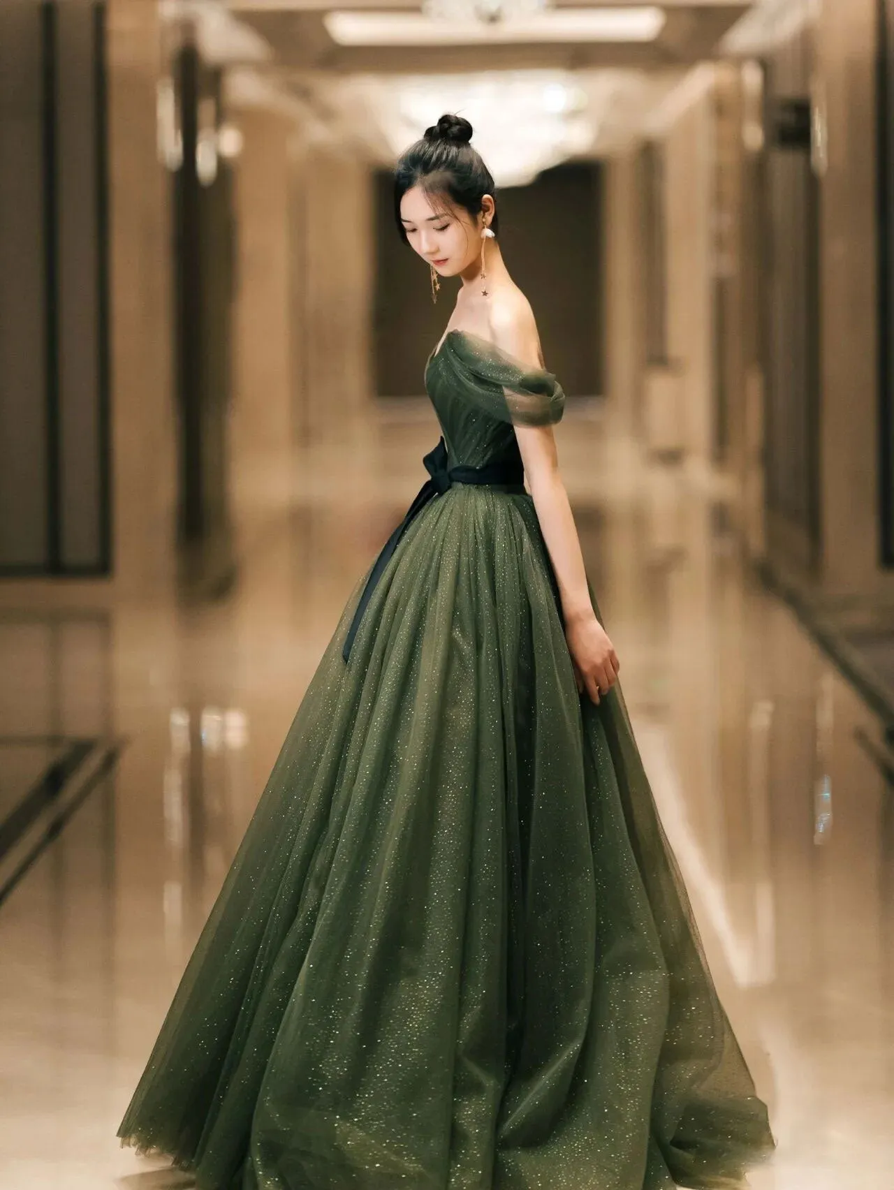 Elegant Sweetheart Neck Tulle Sequin Long Prom Dress, Backless Graduation Dresses
