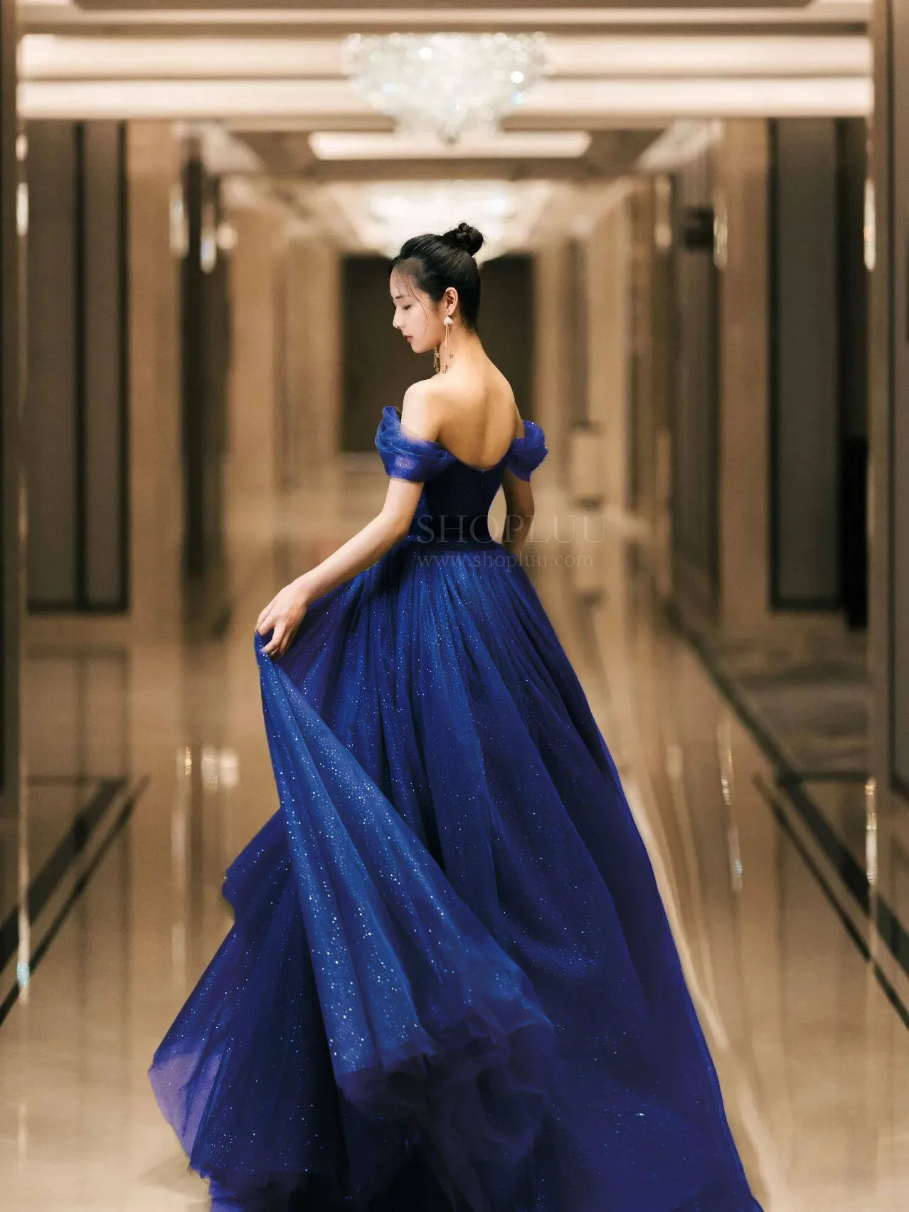 Elegant Sweetheart Neck Tulle Sequin Long Prom Dress, Backless Graduation Dresses