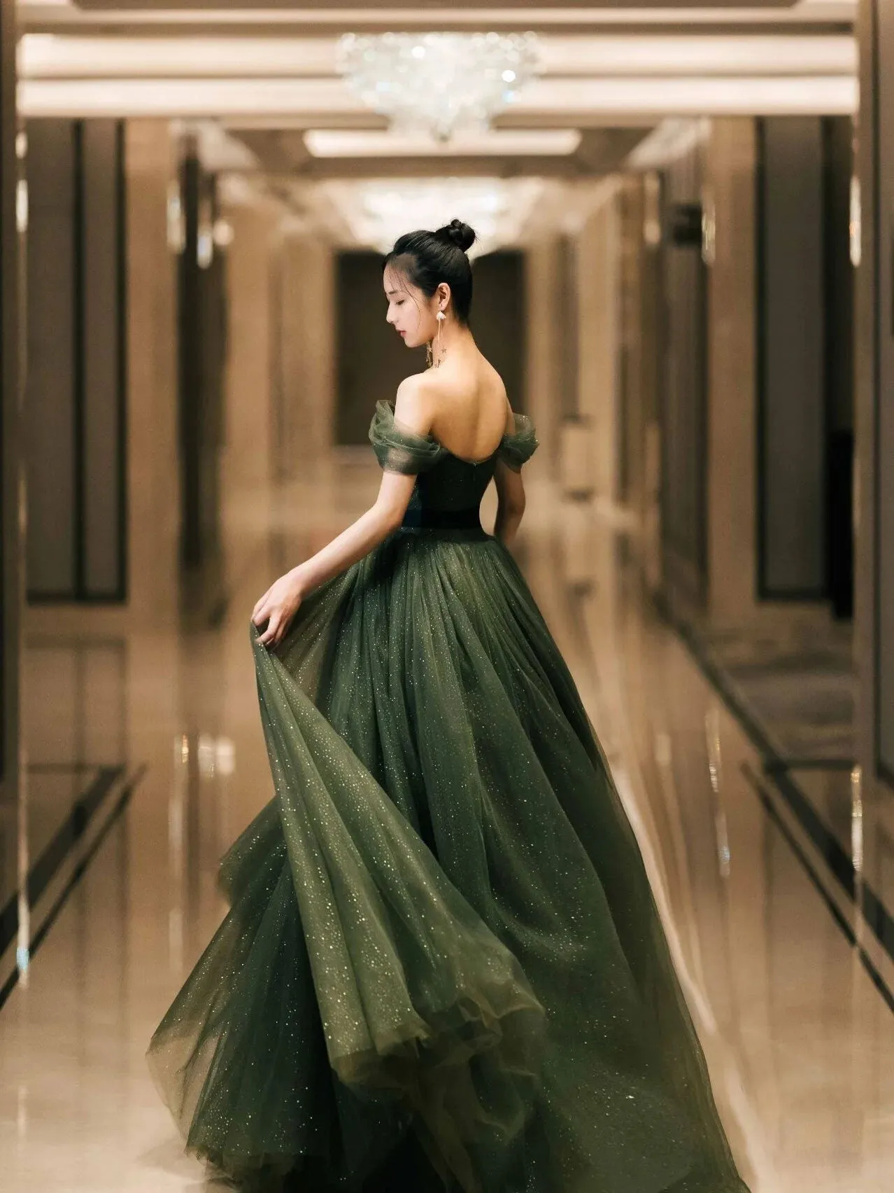 Elegant Sweetheart Neck Tulle Sequin Long Prom Dress, Backless Graduation Dresses