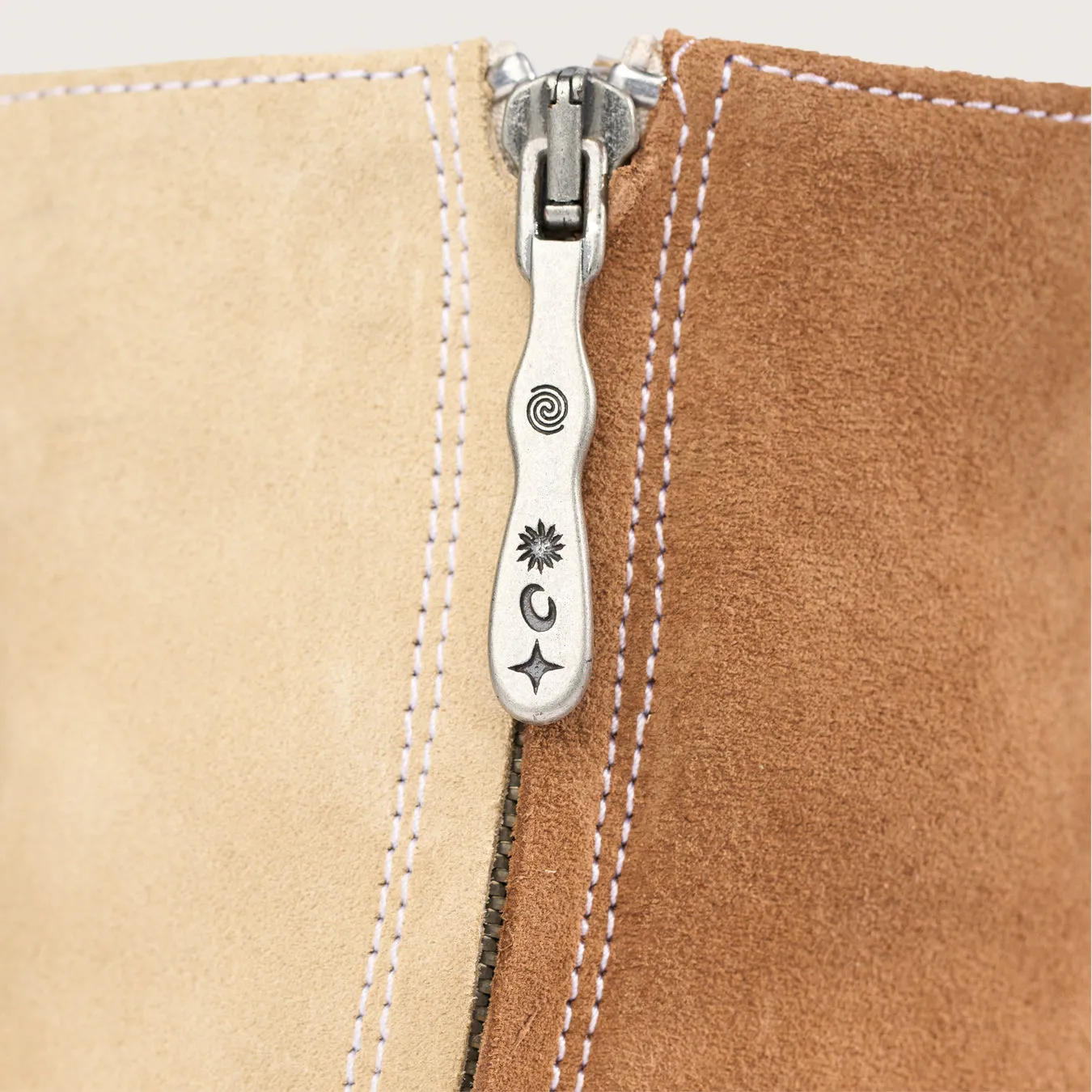 Luna in Quartz Tan/Obsidian Black/Goldstone Brown