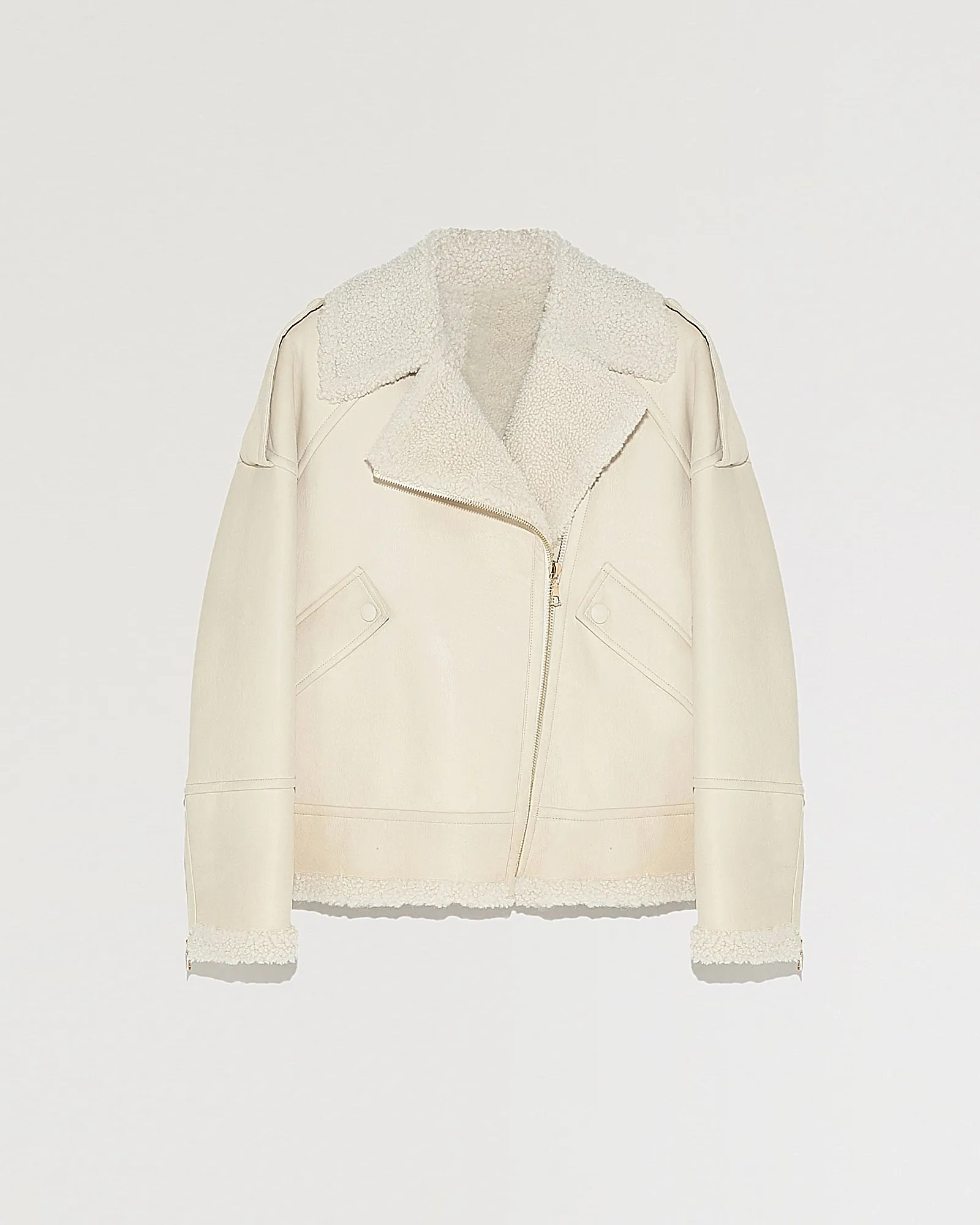Short reversible jacket in merinillo lambskin leather