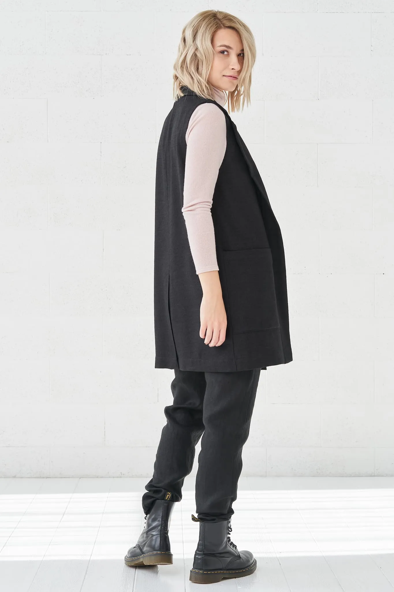 Warm wool vest Lora