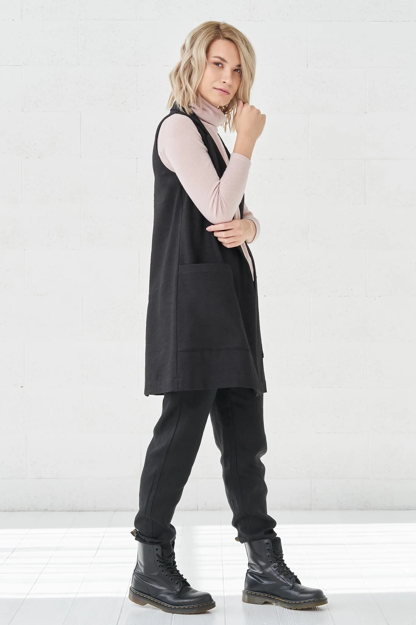 Warm wool vest Lora